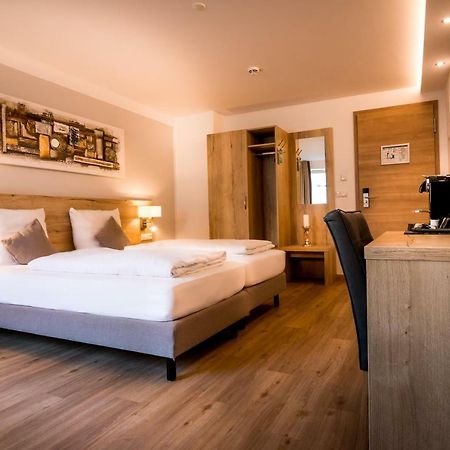 Hotel Am Kumpfmuehler Kastell Regensburg Ngoại thất bức ảnh