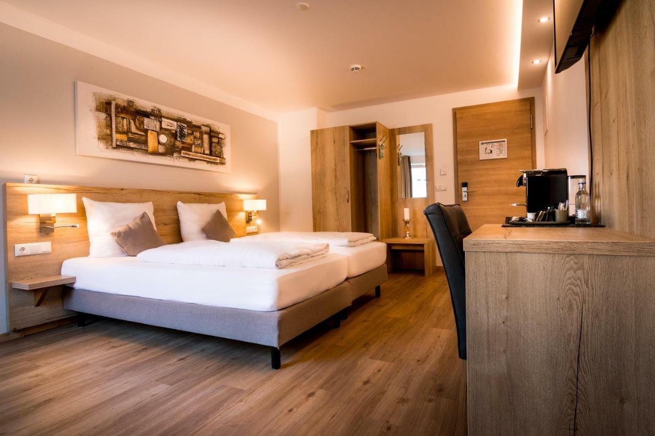 Hotel Am Kumpfmuehler Kastell Regensburg Ngoại thất bức ảnh