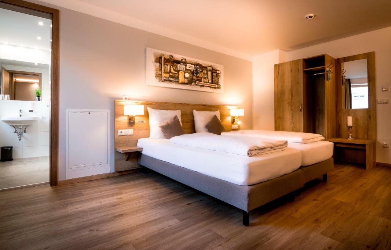 Hotel Am Kumpfmuehler Kastell Regensburg Ngoại thất bức ảnh